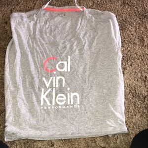 Calvin Klein loose fit V-neck T-shirt